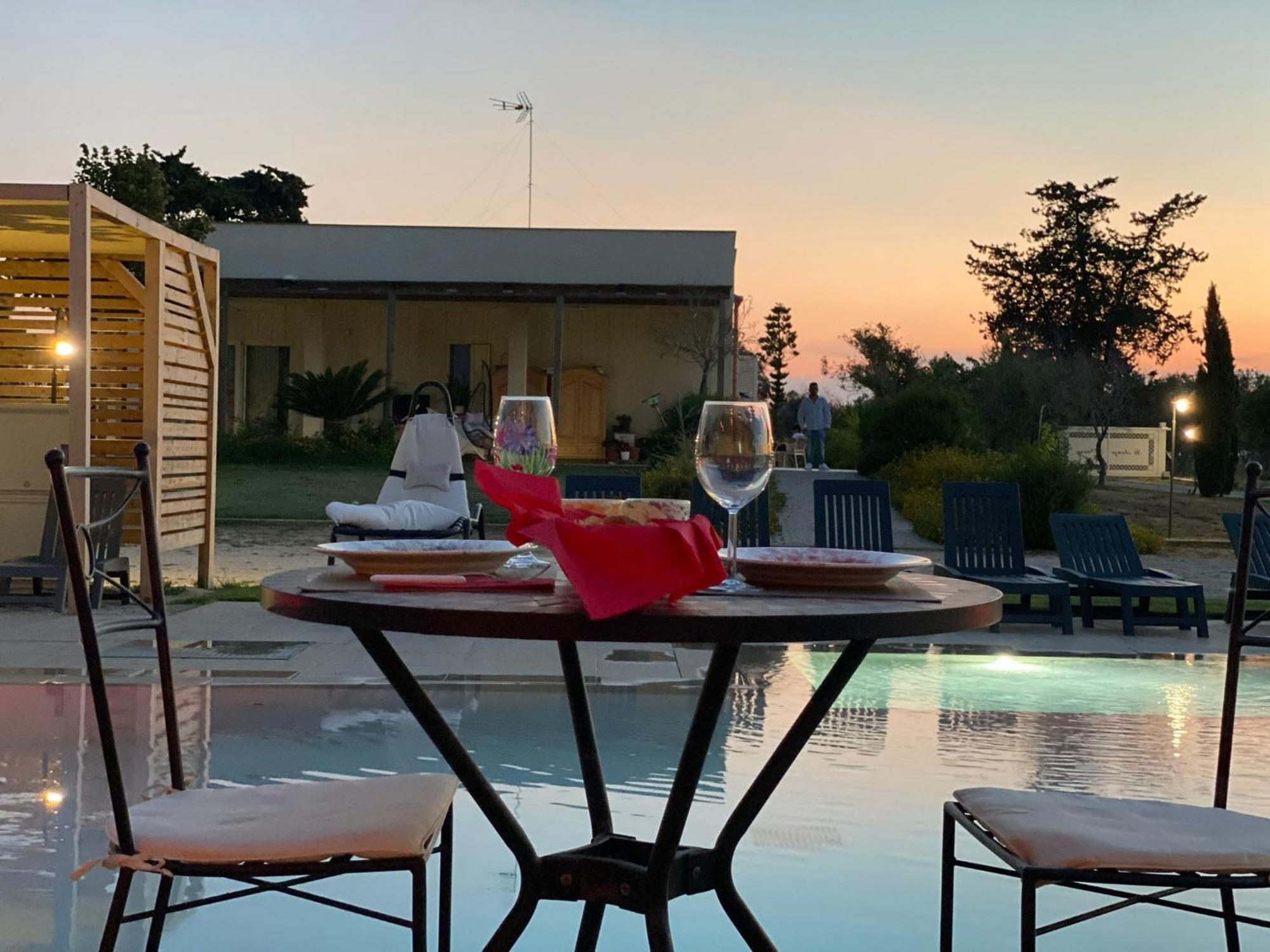 Le Stanze Di Chiara Otel Torre Lapillo Dış mekan fotoğraf